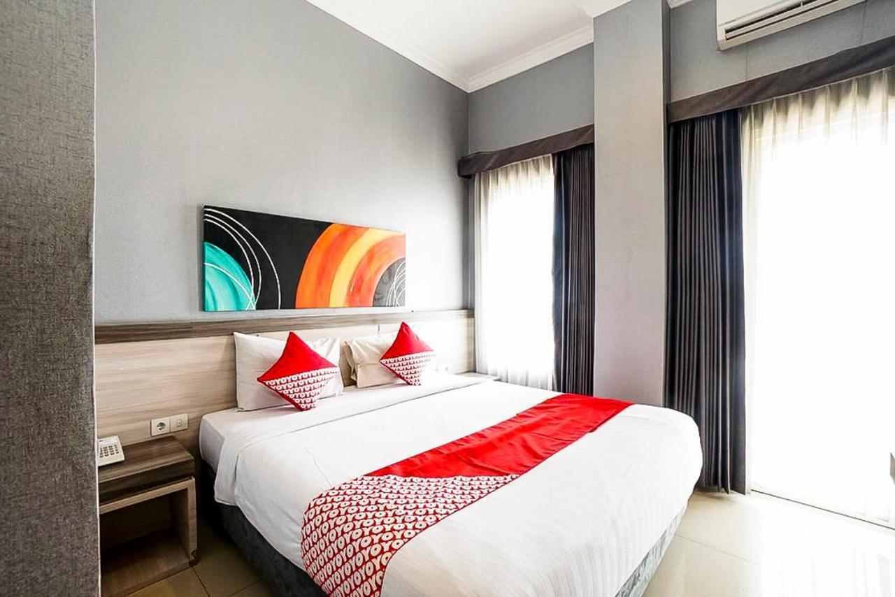 Oyo 289 Hotel Dalwa Syariah Пасуруан Екстериор снимка
