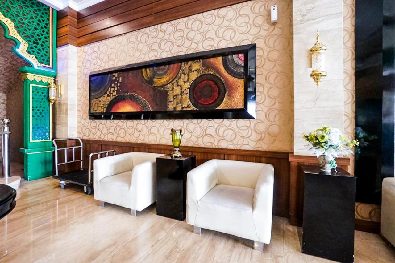 Oyo 289 Hotel Dalwa Syariah Пасуруан Екстериор снимка