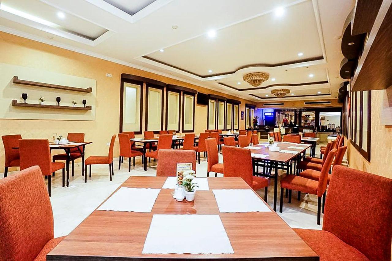 Oyo 289 Hotel Dalwa Syariah Пасуруан Екстериор снимка
